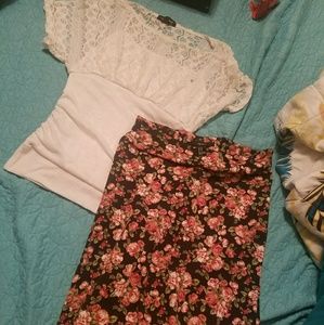 SET Forever21 fall floral printed skirt